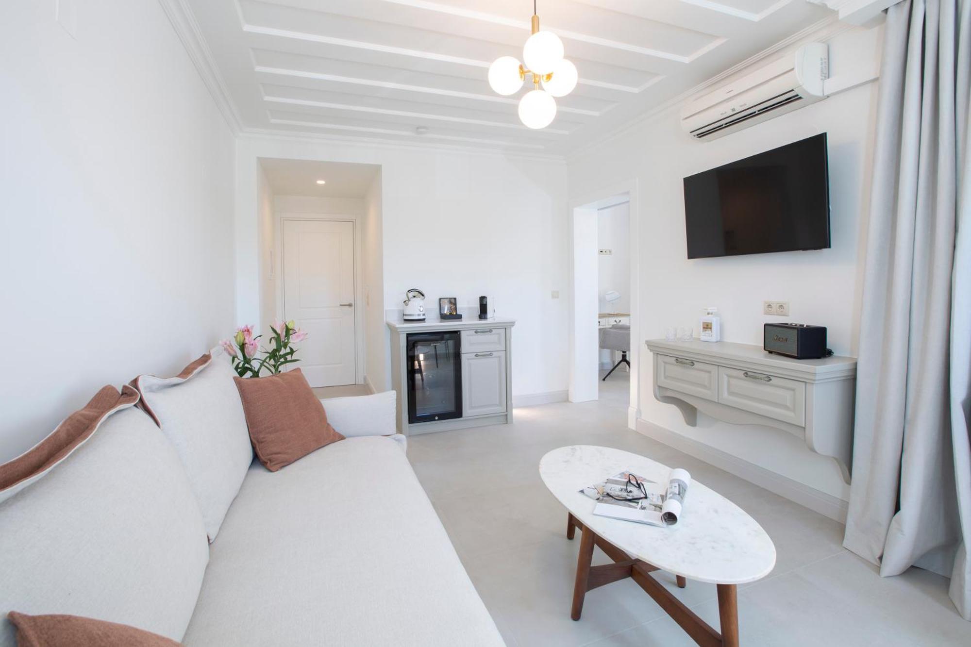 Lefko Hotel & Apartments 奈德里 外观 照片